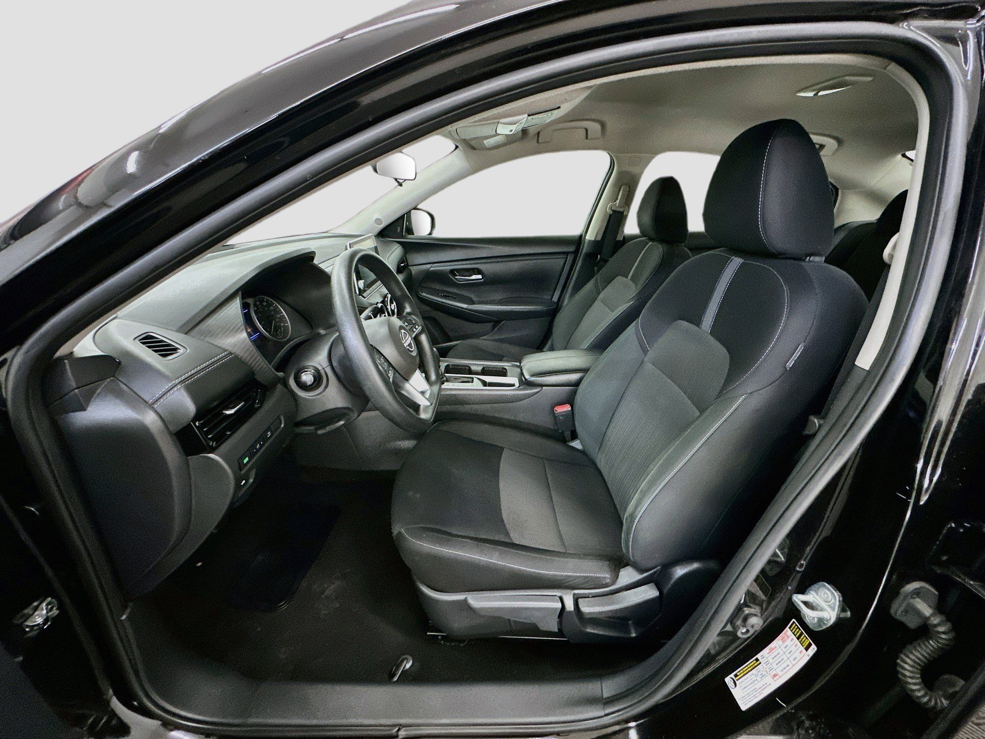 Used 2025 Nissan Sentra SV FWD image 13
