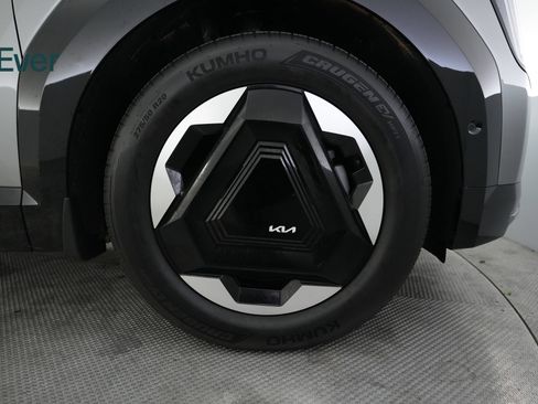 Used 2024 Kia EV9 Land AWD/4WD image 20