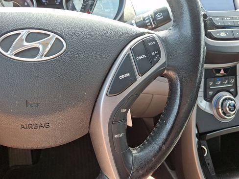Used 2013 Hyundai Elantra Limited FWD image 20