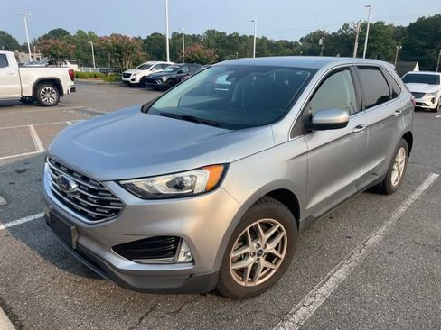 Used 2021 Ford Edge SEL FWD image 3