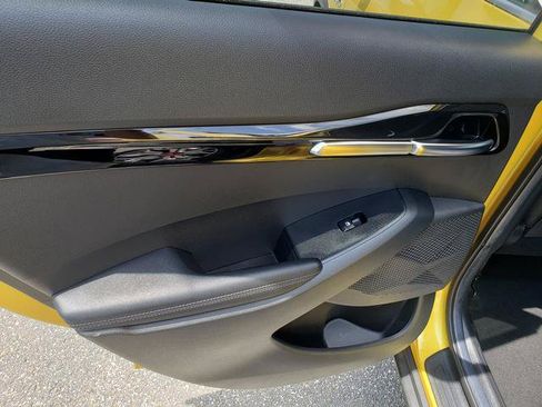 Certified 2021 Kia Seltos SX w/ SX Sunroof Package AWD/4WD image 16