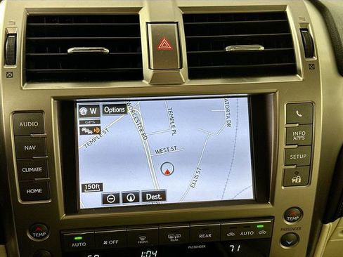 Used 2020 Lexus GX 460 Premium w/ Premium Package image 12