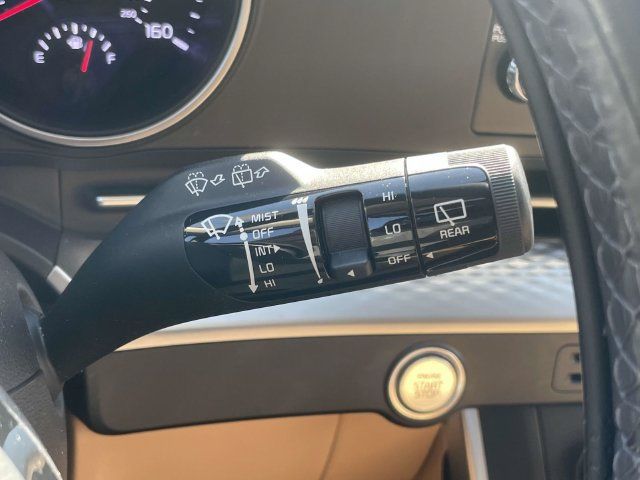Certified 2024 Kia Carnival LX FWD image 33