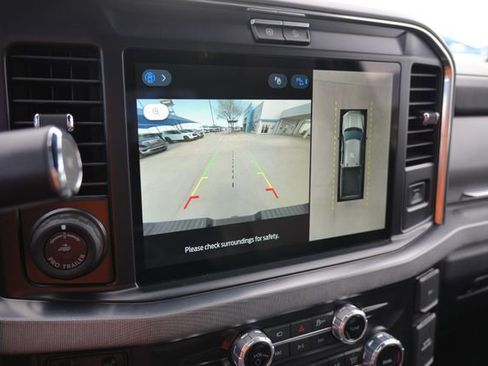 Used 2025 Ford F250 Platinum AWD/4WD image 26