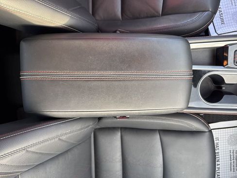 Used 2024 Nissan Altima 2.5 SR w/ SR Premium Package image 27