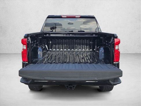 Used 2026 Chevrolet Silverado 1500 Custom RWD image 6