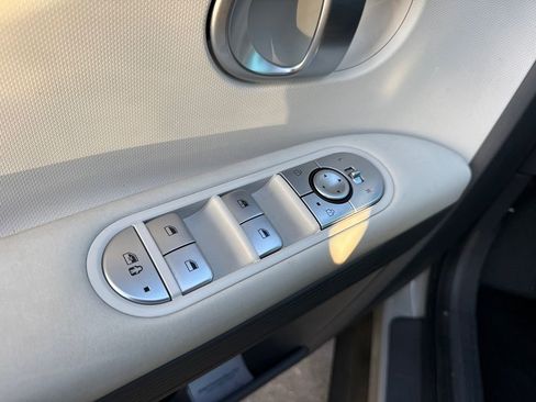 Used 2024 Hyundai Ioniq 5 SE RWD image 20