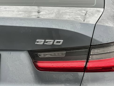 Used 2019 BMW 330i Sedan w/ Convenience Package image 27