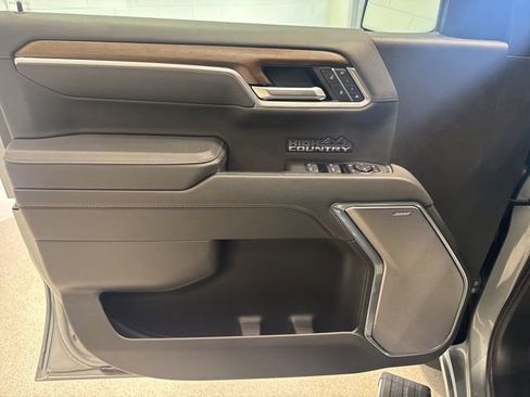 Certified 2025 Chevrolet Silverado 1500 High Country image 21