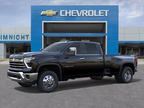 New 2026 Chevrolet Silverado 3500 LTZ image 2