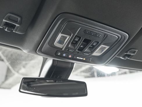 Used 2022 Chevrolet Silverado 2500 High Country w/ Safety Package II image 23