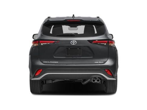 Used 2025 Toyota Highlander XSE AWD/4WD image 8
