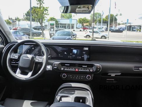 Certified 2026 Hyundai Palisade SEL AWD/4WD image 17