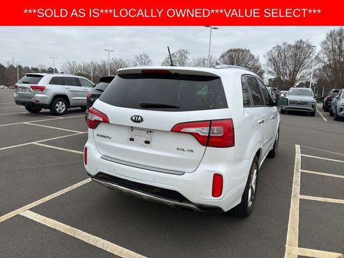 Used 2015 Kia Sorento SX image 18