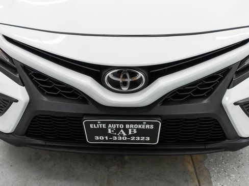 Used 2021 Toyota Camry SE FWD image 35