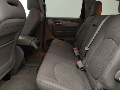 Used 2017 Chevrolet Traverse LS FWD image 18