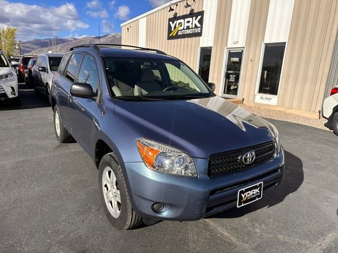 Used 2008 Toyota RAV4 2WD w/ 3rd Row image 1