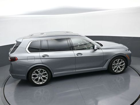Used 2026 BMW X7 xDrive40i AWD/4WD image 38