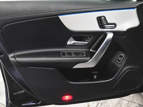 Used 2025 Mercedes-Benz CLA 250 4MATIC image 8