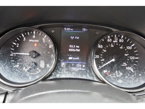 Used 2019 Nissan Rogue Sport SV image 16