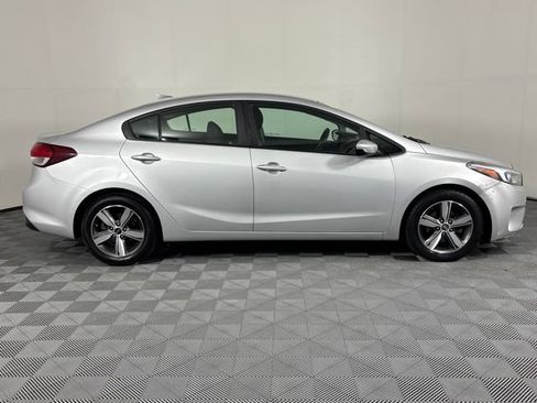 Used 2018 Kia Forte LX w/ LX Popular Package FWD image 5