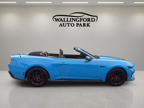 Used 2024 Ford Mustang GT Premium w/ GT Performance Package RWD image 4