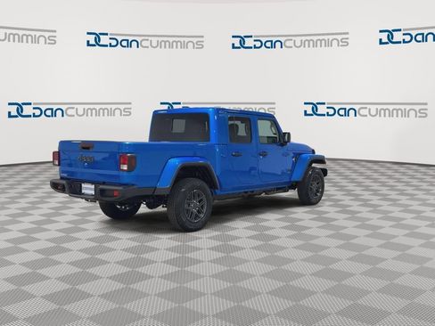 New 2026 Jeep Gladiator Sport AWD/4WD image 9