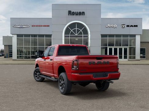 New 2026 RAM 2500 Big Horn AWD/4WD image 4