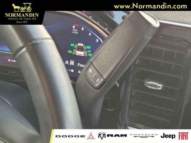 Used 2025 Chevrolet Silverado 2500 LT w/ Convenience Package AWD/4WD image 12