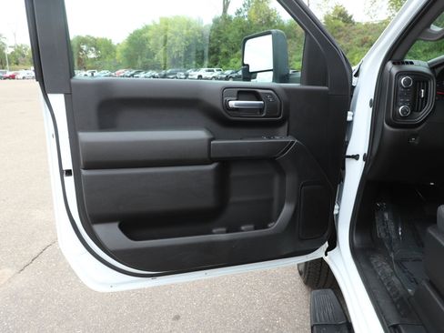 Used 2025 GMC Sierra 3500 Pro w/ 1SA Pro Safety Plus Package AWD/4WD image 13