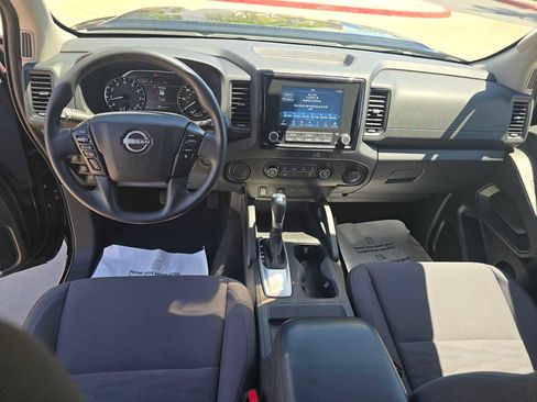 Used 2022 Nissan Frontier S w/ Technology Package RWD image 16