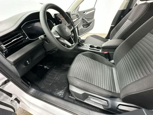 Used 2026 Volkswagen Jetta S FWD image 15