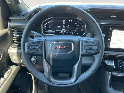 Used 2023 GMC Sierra 1500 AT4 w/ Technology Package AWD/4WD image 13