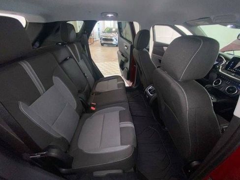 Used 2024 Chevrolet Blazer LT w/ Convenience Package FWD image 11