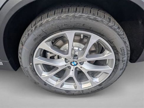 Used 2026 BMW X5 xDrive50e AWD/4WD image 10