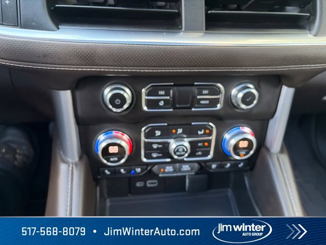 Used 2023 GMC Yukon XL SLT w/ SLT Premium Package AWD/4WD image 31