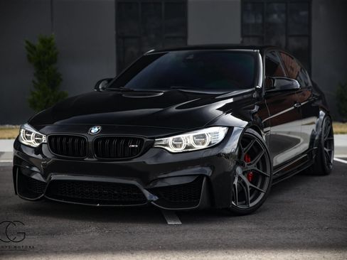 Used 2017 BMW M3 RWD image 2