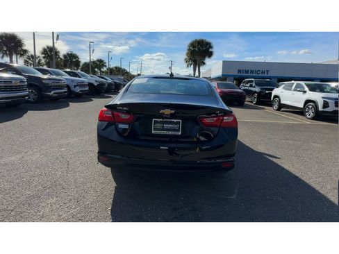 Certified 2025 Chevrolet Malibu LT image 3