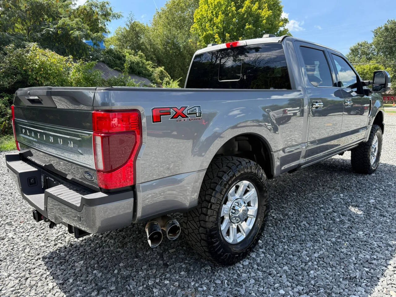 Used 2021 Ford F250 Platinum w/ FX4 Off-Road Package AWD/4WD image 5
