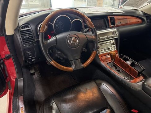 Used 2002 Lexus SC 430 Convertible image 8