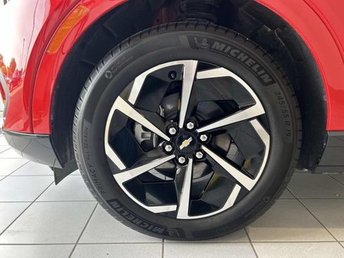Used 2024 Chevrolet Equinox EV LT FWD image 7