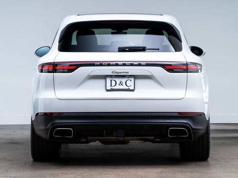 Used 2019 Porsche Cayenne E-Hybrid AWD/4WD image 5
