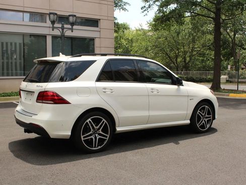 Used 2017 Mercedes-Benz GLE 43 AMG 4MATIC w/ Premium 2 Package image 7