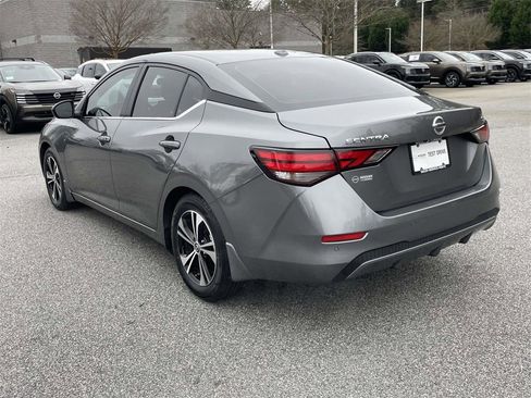 Used 2023 Nissan Sentra SV image 3