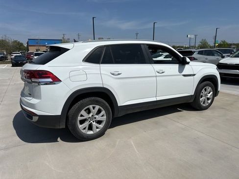 Used 2021 Volkswagen Atlas Cross Sport S image 16