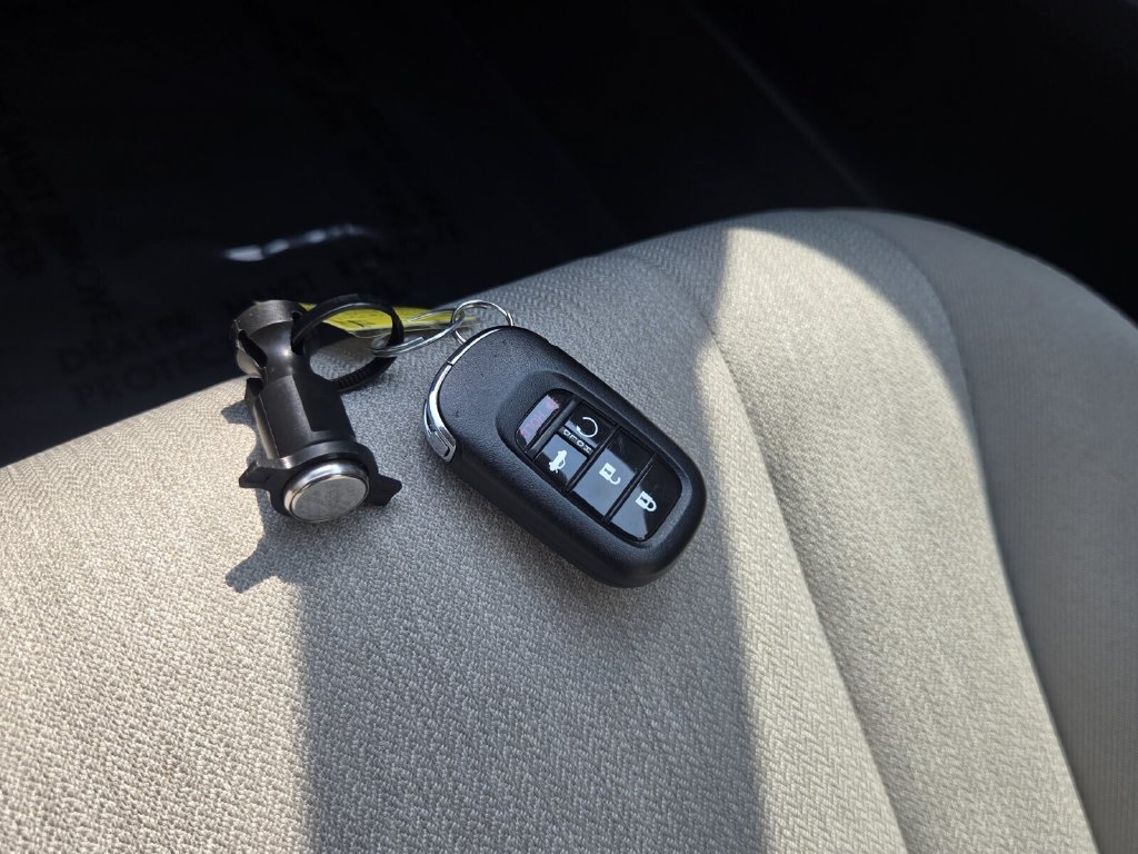 Used 2024 Honda Accord EX image 19