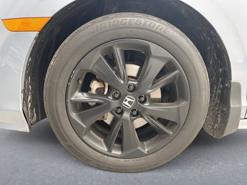 Used 2023 Honda Odyssey Sport image 13
