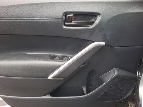 Certified 2024 Toyota Corolla Cross SE image 13