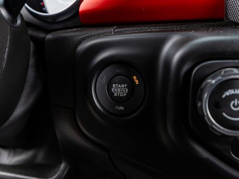 Used 2021 Jeep Gladiator Rubicon image 22