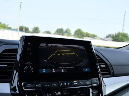 Used 2020 Honda Odyssey EX-L image 17